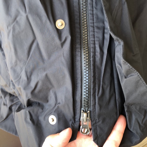 SOLD 🙌🏼 REI Hooded Raincoat Sz S - Picture 8 of 15